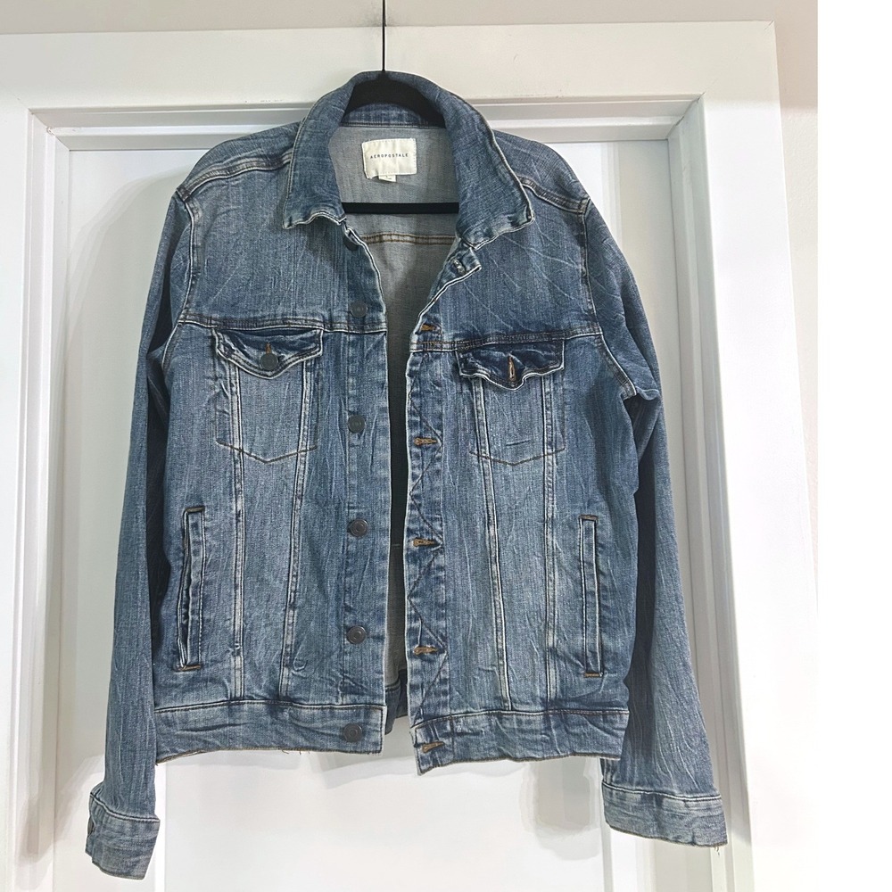 Aeropostale Mens Medium Wash Denim Trucker Jacket Distressed Large Rugged Layer